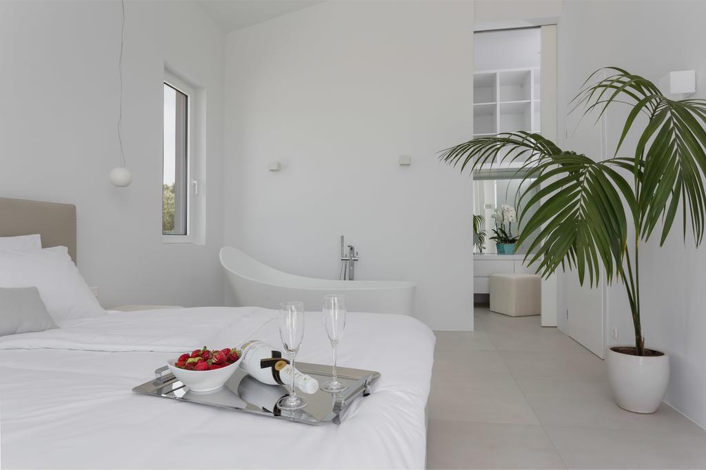 Villa White Grace - A Seductive World Of Luxury à Pigí Extérieur photo