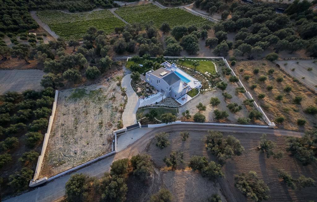 Villa White Grace - A Seductive World Of Luxury à Pigí Extérieur photo