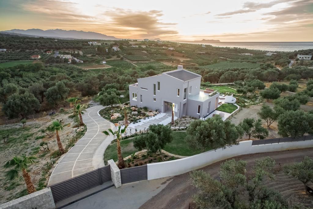 Villa White Grace - A Seductive World Of Luxury à Pigí Extérieur photo